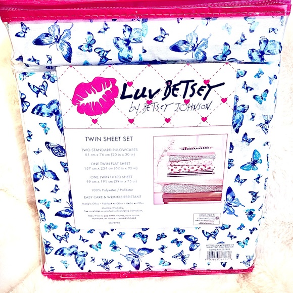 Betsey Johnson Twin Sheet Set - Picture 5 of 5